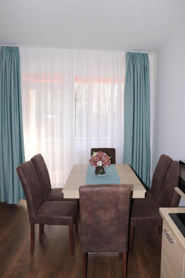 Liget Apartmanhaz เคฮีดาคุชทานี ภายนอก รูปภาพ