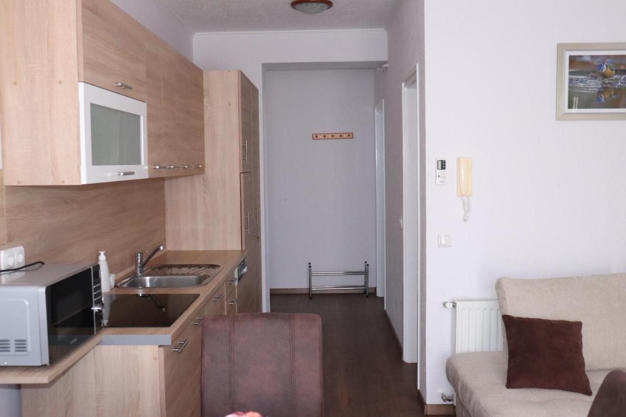 Liget Apartmanhaz เคฮีดาคุชทานี ภายนอก รูปภาพ