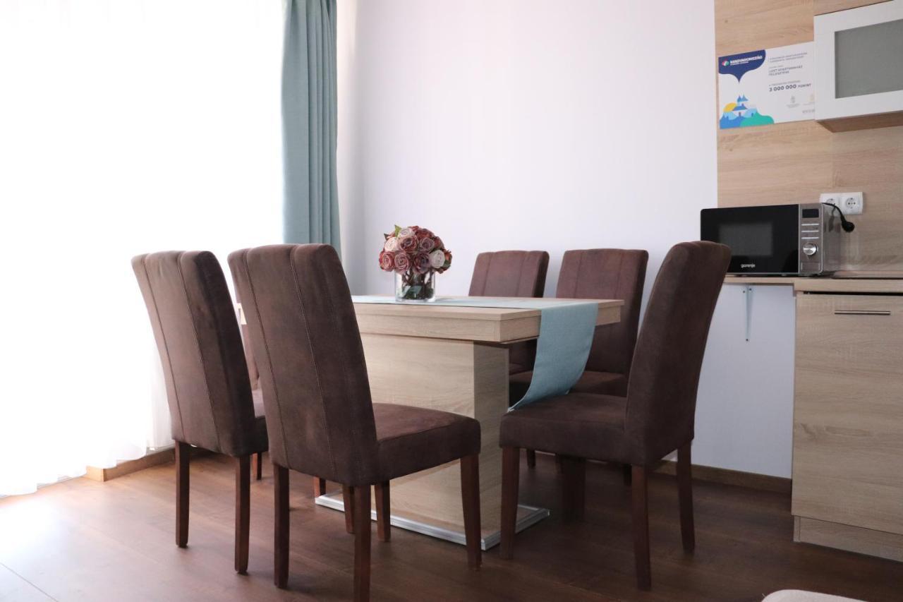 Liget Apartmanhaz เคฮีดาคุชทานี ภายนอก รูปภาพ