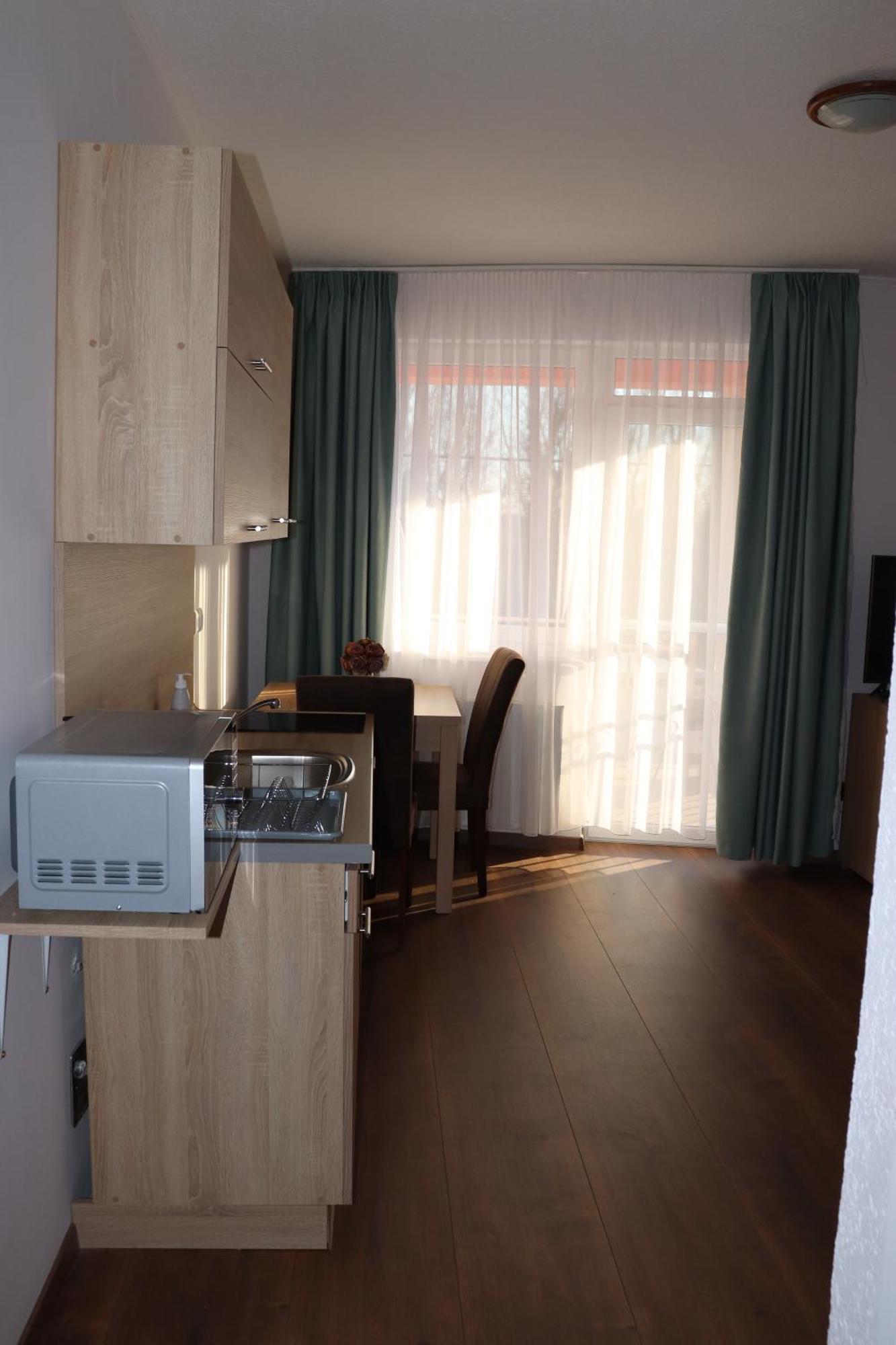 Liget Apartmanhaz เคฮีดาคุชทานี ภายนอก รูปภาพ